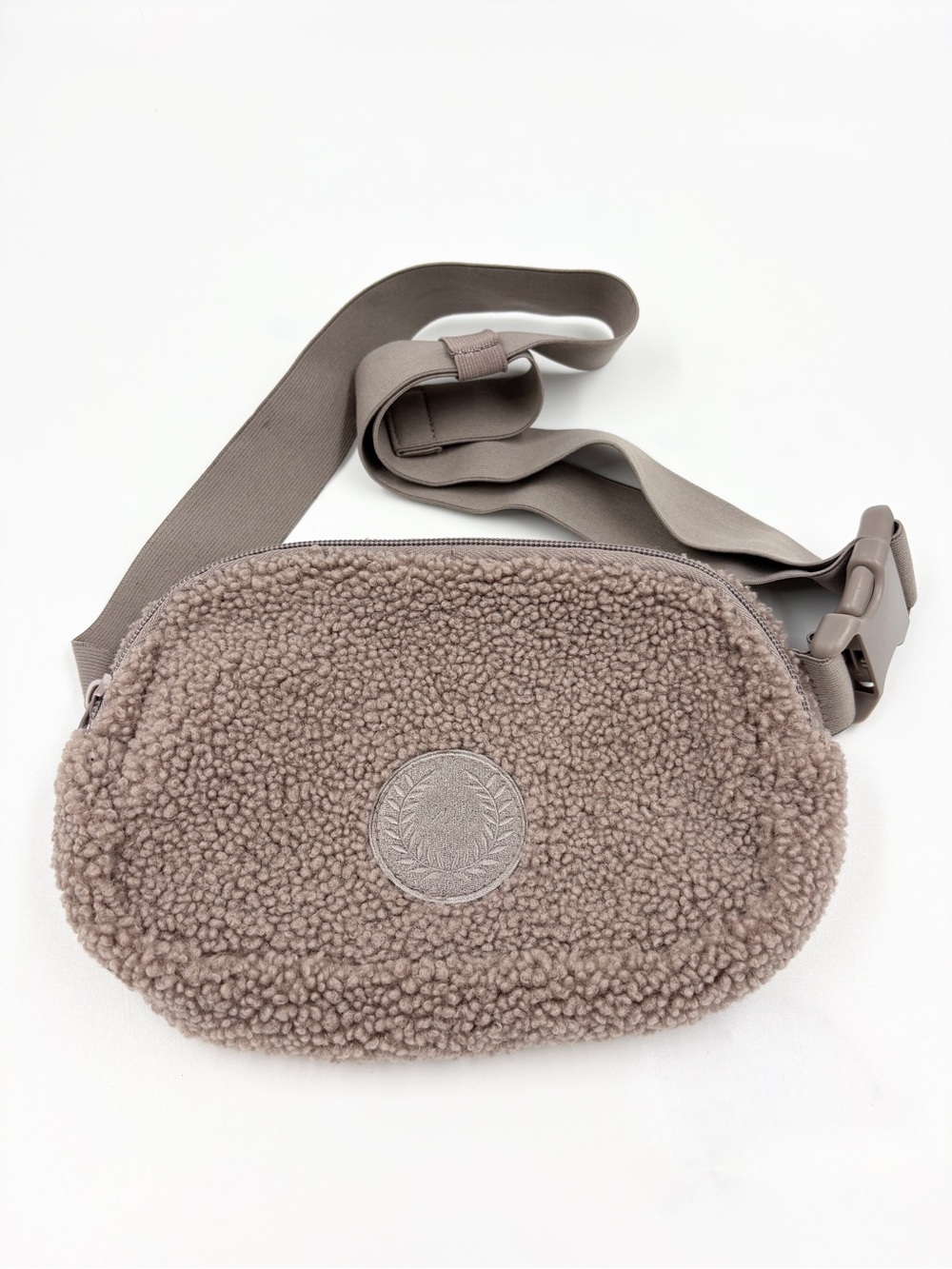 VS Victoria’s Secret Pink Sherpa Bag Pouch Crossbody Purse Fanny Pack